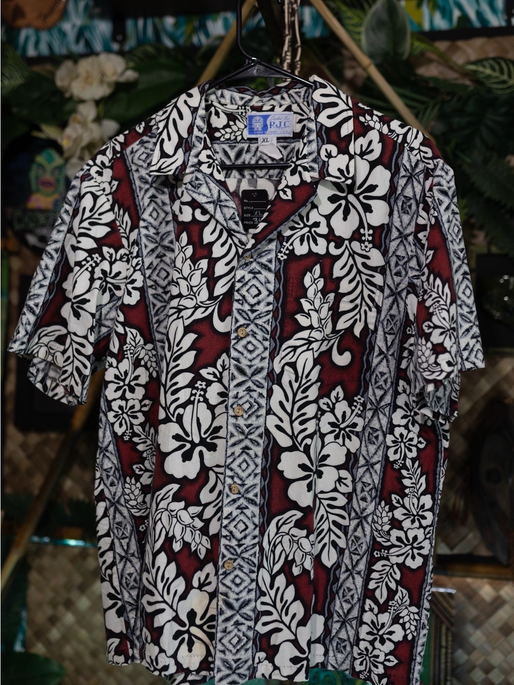 Men's Casual Button-Down Hawaiian Shirt in Red & White - RJC